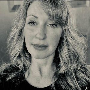 Meet your Posher, Joy